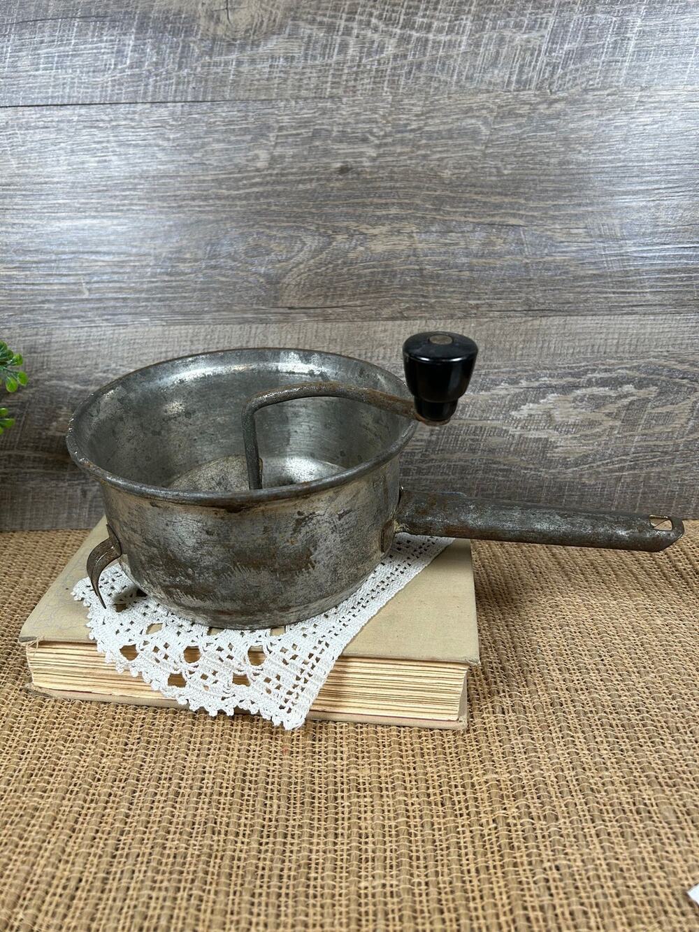 41b - Vintage Foley Food Mill
